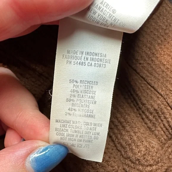 Aerie Traveler Brown Waffle Cargo Joggers - Picture 7 of 11